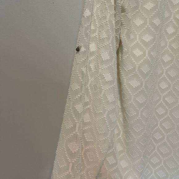 Beautiful Textured Cream Color Tunic Blouse Sz M - Picture 5 of 8